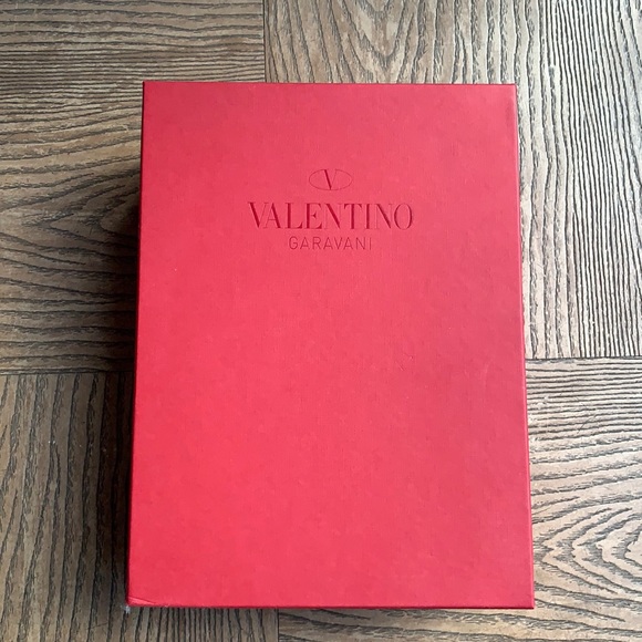 SOLD - NEW Valentino Rockstud Slingback Nude Pump Heels - Picture 12 of 16